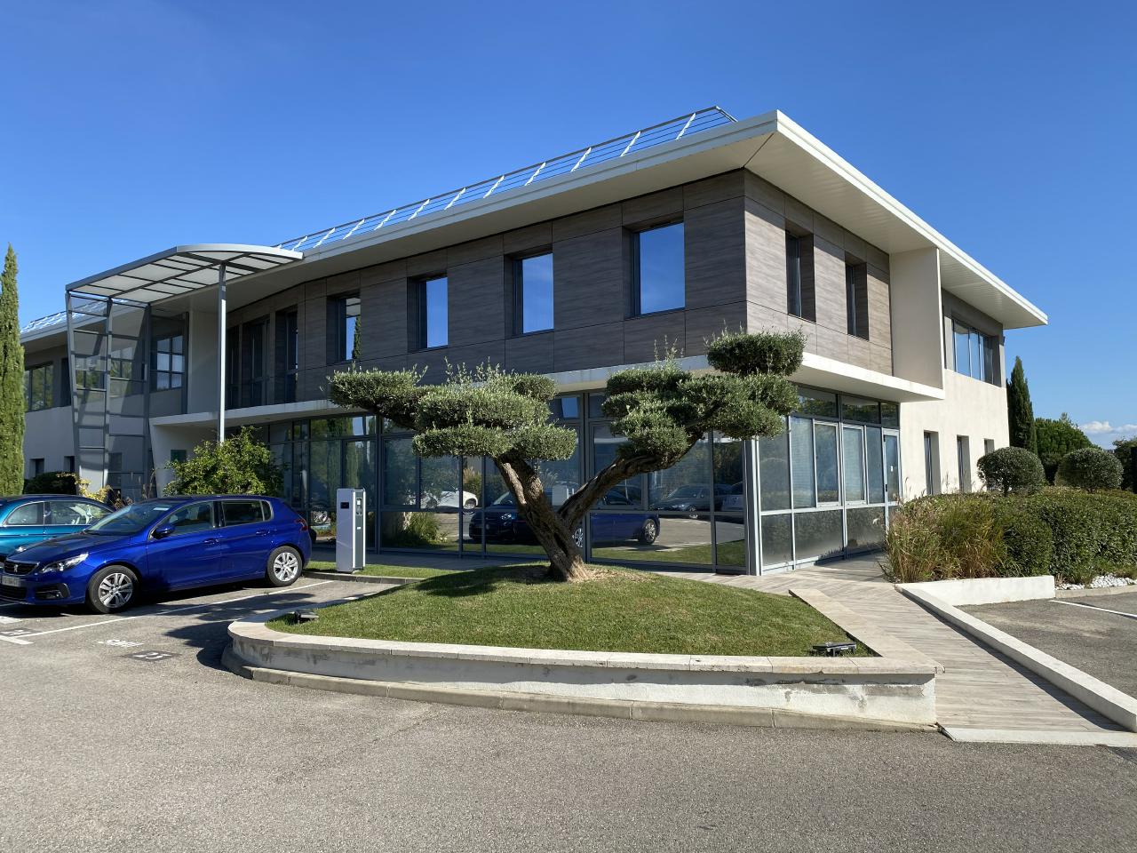 Bureau Aix-en-Provence 112m² Location bureau Aix-en-Provence Bouches-du-Rhône OLBUR2317534 0